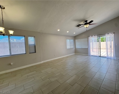 9180 Sparklewood Court - Photo Thumbnail 5