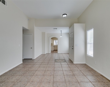 7201 Tame Place - Photo Thumbnail 5