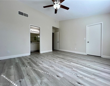 7201 Tame Place - Photo Thumbnail 33