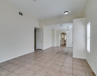 7201 Tame Place - Photo Thumbnail 10
