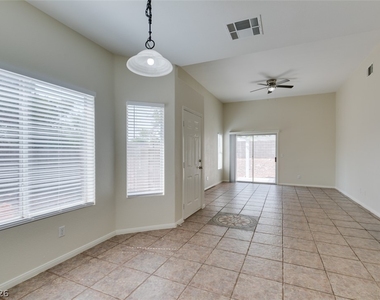 7201 Tame Place - Photo Thumbnail 9