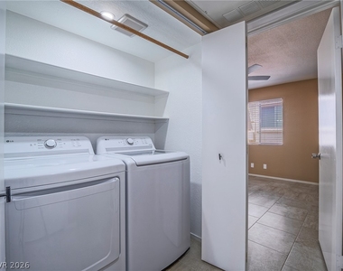 912 Boulder Springs Drive - Photo Thumbnail 18