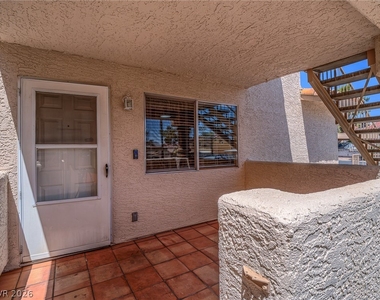 912 Boulder Springs Drive - Photo Thumbnail 2