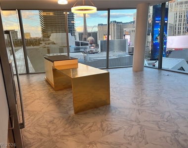 3726 Las Vegas Boulevard - Photo Thumbnail 15