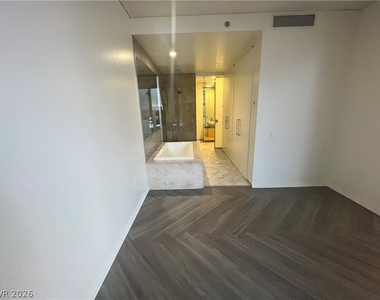 3726 Las Vegas Boulevard - Photo Thumbnail 28
