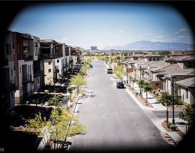 10971 Limeslice Avenue - Photo Thumbnail 7