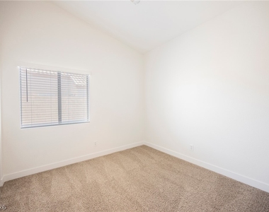 802 Airy Hill Street - Photo Thumbnail 28