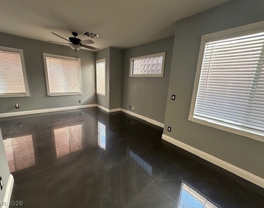 7209 Rolling Shore Court - Photo Thumbnail 3