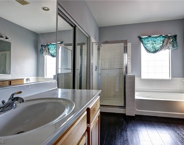 10471 Foggy Glen Avenue - Photo Thumbnail 17