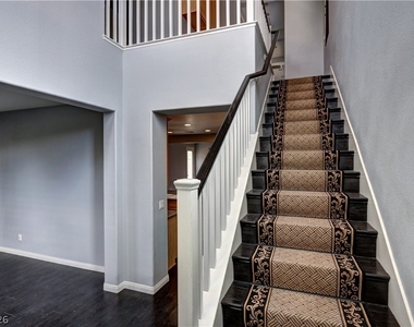 10471 Foggy Glen Avenue - Photo Thumbnail 12