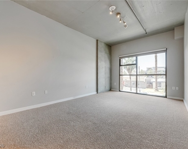 353 E Bonneville Avenue - Photo Thumbnail 15