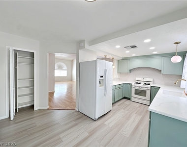 3317 Surfline Drive - Photo Thumbnail 10