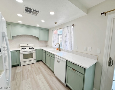 3317 Surfline Drive - Photo Thumbnail 12