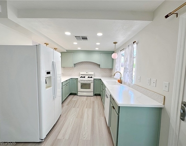 3317 Surfline Drive - Photo Thumbnail 11