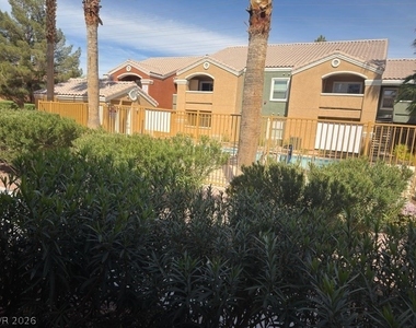 8101 W Flamingo Road - Photo Thumbnail 19