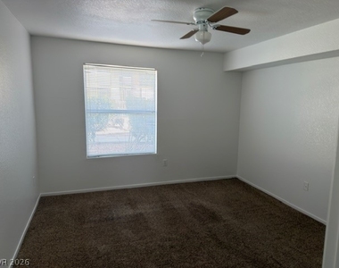 8101 W Flamingo Road - Photo Thumbnail 11