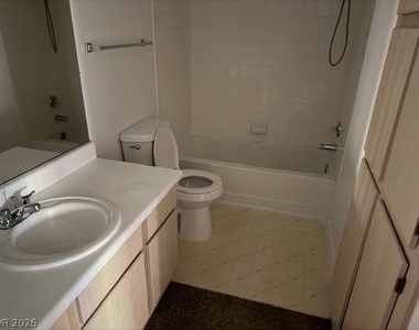 8101 W Flamingo Road - Photo Thumbnail 13