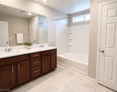8768 Rio Andir Avenue - Photo Thumbnail 5