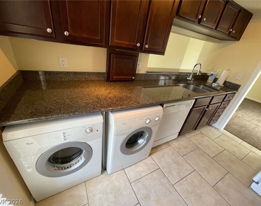 2838 Geary Place - Photo Thumbnail 5