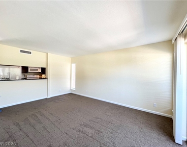 2838 Geary Place - Photo Thumbnail 10