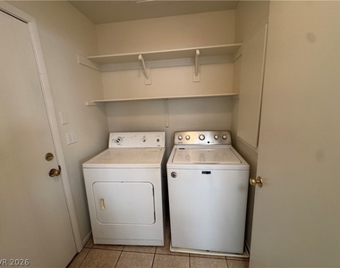 3932 Marble Mountain Street - Photo Thumbnail 21
