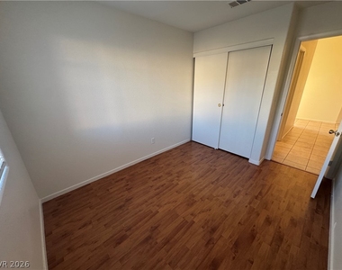 3932 Marble Mountain Street - Photo Thumbnail 10