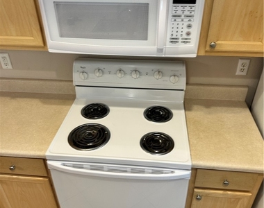2615 W Gary Avenue - Photo Thumbnail 1