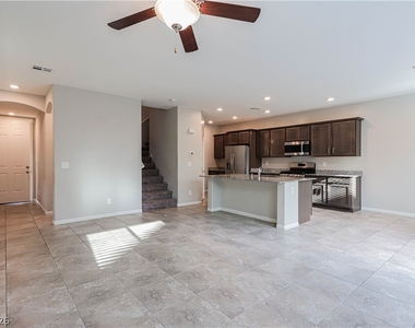 9219 S Chieftain Street - Photo Thumbnail 8