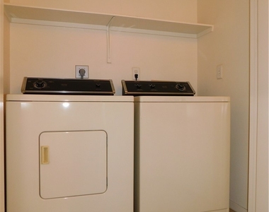 5221 Lindell Road - Photo Thumbnail 26