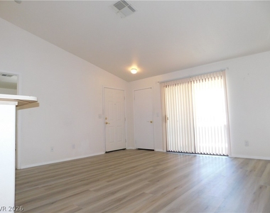 5221 Lindell Road - Photo Thumbnail 8