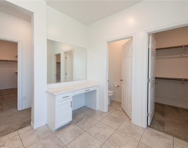 4372 Countryside Glen Court - Photo Thumbnail 33