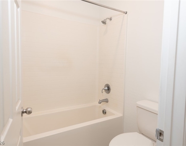 4372 Countryside Glen Court - Photo Thumbnail 27