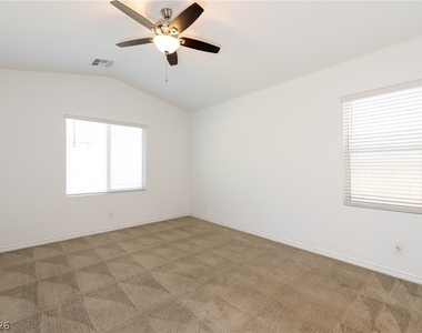 4372 Countryside Glen Court - Photo Thumbnail 16