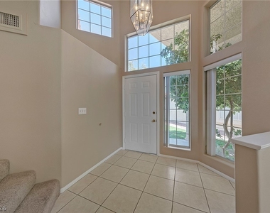 151 Kachina Drive - Photo Thumbnail 2