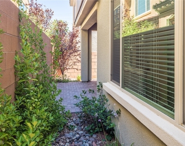11242 Ventura Grass Court - Photo Thumbnail 24