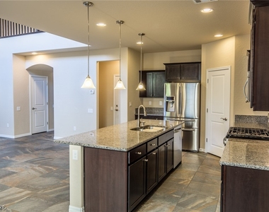 11242 Ventura Grass Court - Photo Thumbnail 7