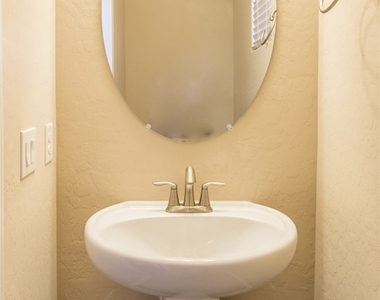 11242 Ventura Grass Court - Photo Thumbnail 13