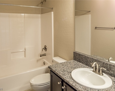 11242 Ventura Grass Court - Photo Thumbnail 18