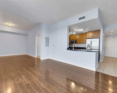 200 W Sahara Avenue - Photo Thumbnail 10