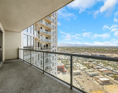 200 W Sahara Avenue - Photo Thumbnail 15