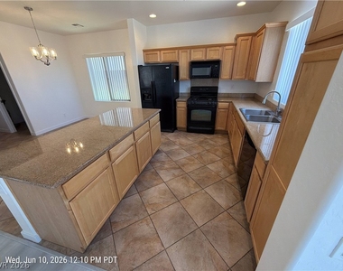 2388 Rue Bienville Way - Photo Thumbnail 3