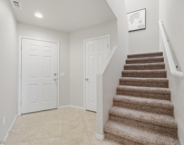 8709 Echo Grande Drive - Photo Thumbnail 21