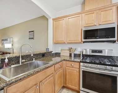 8709 Echo Grande Drive - Photo Thumbnail 6