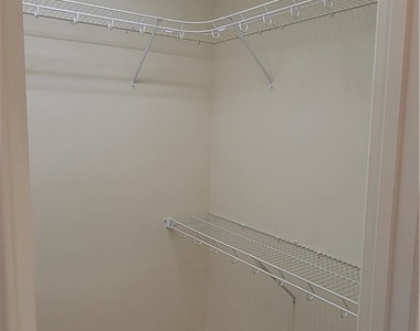 5862 W Haleh Avenue - Photo Thumbnail 20