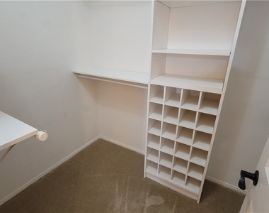 1109 Scenic Crest Drive - Photo Thumbnail 20