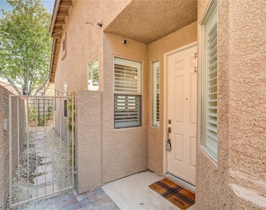 216 Spring River Avenue - Photo Thumbnail 8