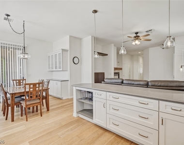 216 Spring River Avenue - Photo Thumbnail 32