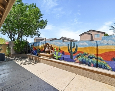 216 Spring River Avenue - Photo Thumbnail 15