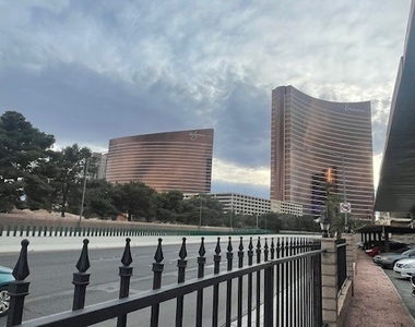 350 E. E Desert Inn Road - Photo Thumbnail 2