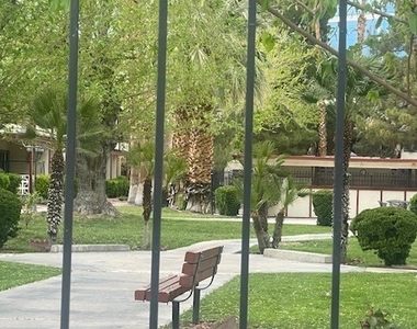 350 E. E Desert Inn Road - Photo Thumbnail 11